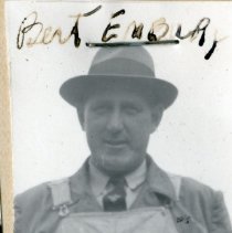 Ph52901_row1_bert Embury_014